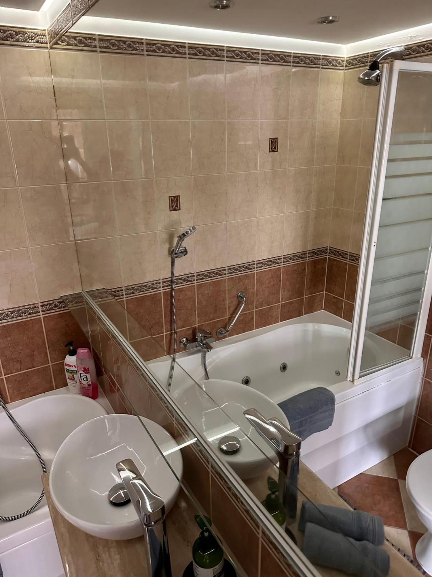 Deluxury Mirror Apartament Centrum Warsaw Luaran gambar