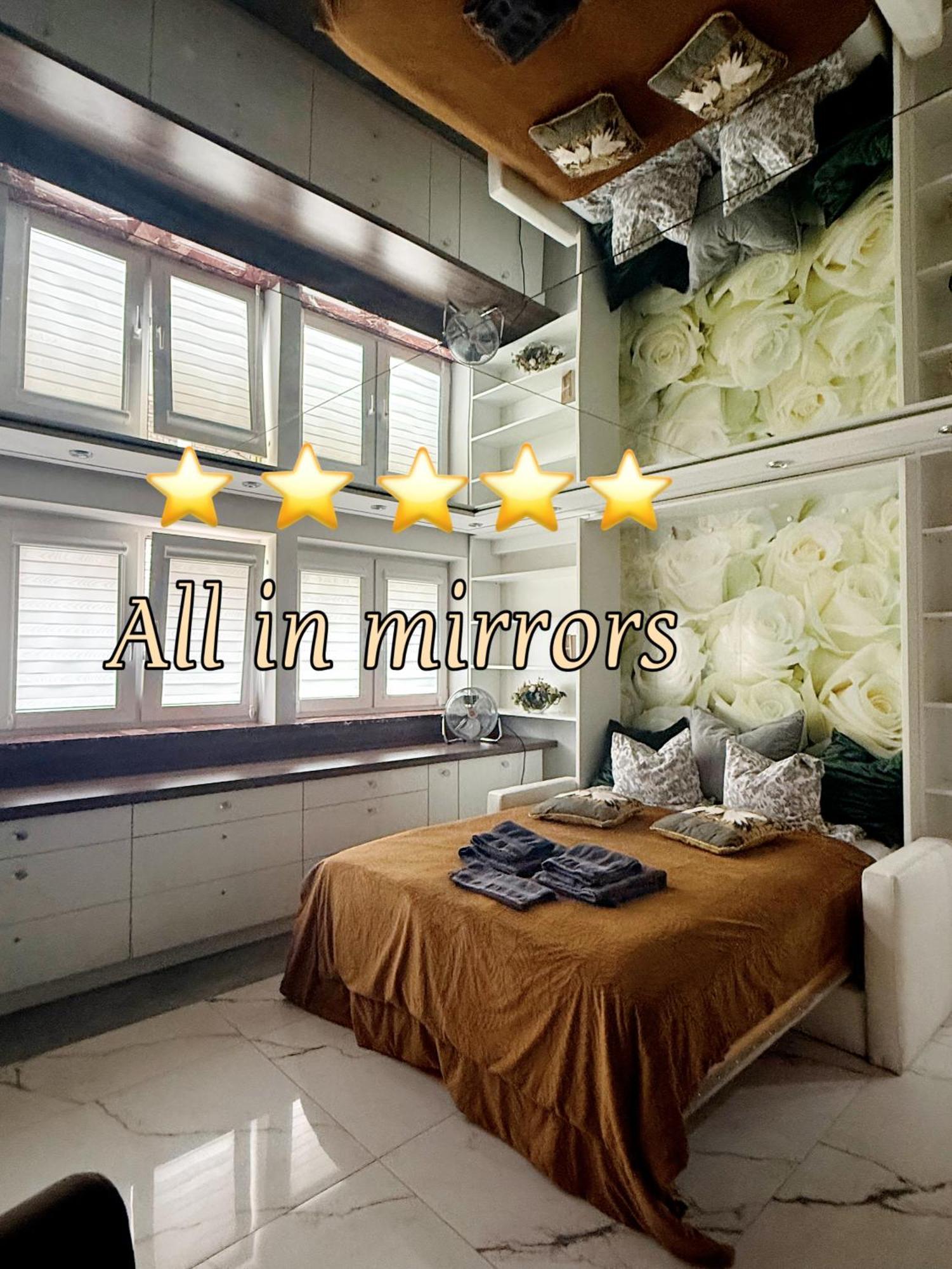 Deluxury Mirror Apartament Centrum Warsaw Luaran gambar